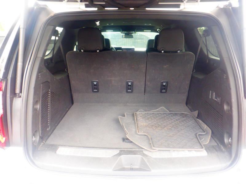 GMC Yukon XL Denali 2025