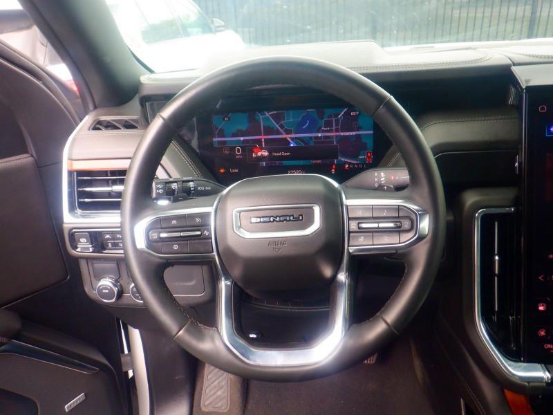 GMC Yukon XL Denali 2025