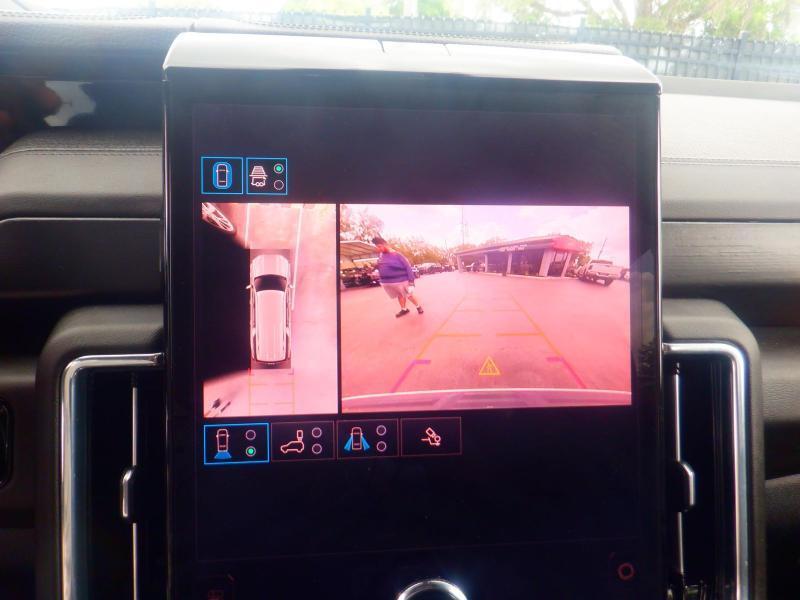 GMC Yukon XL Denali 2025