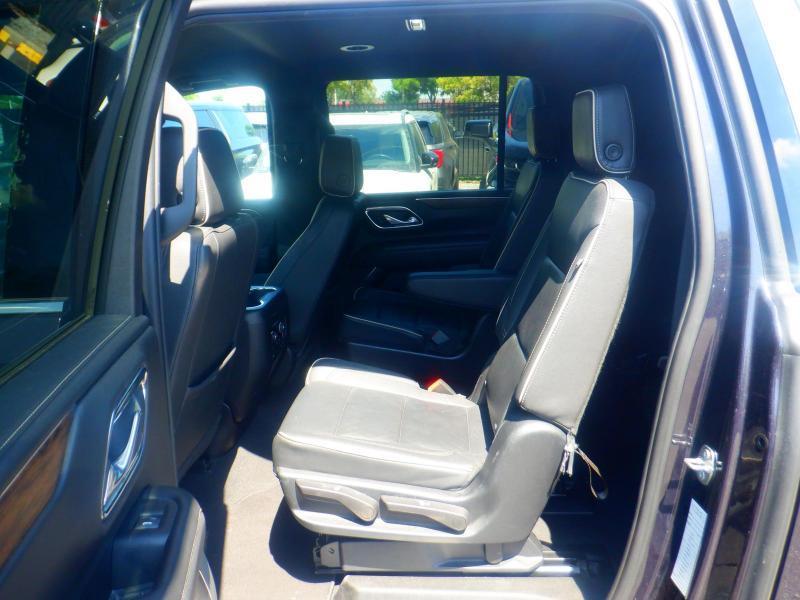 Chevrolet Suburban  2023