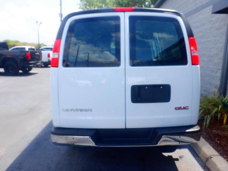 GMC Savana  2024