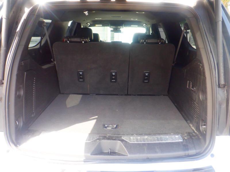 Chevrolet Suburban  2023