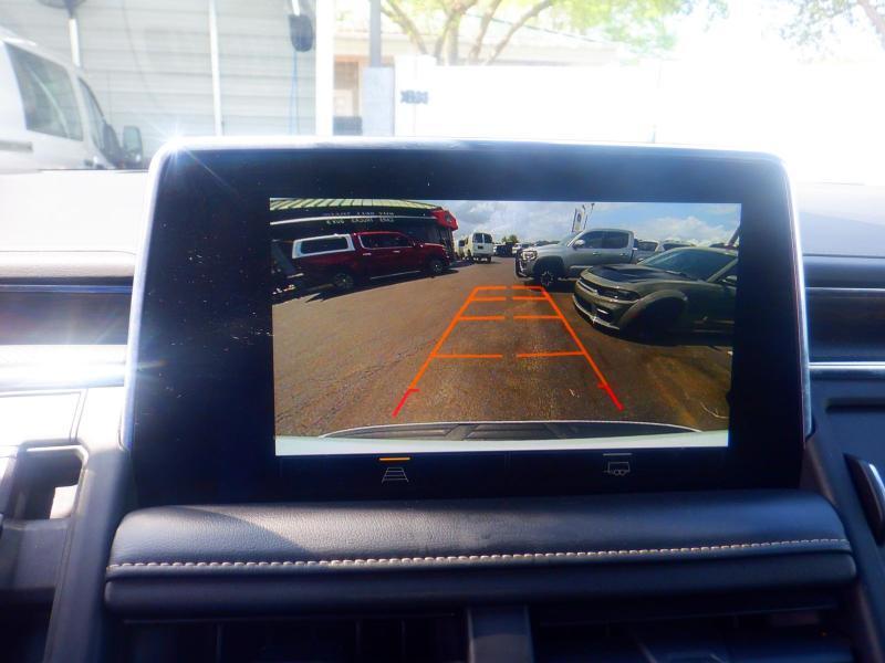 Chevrolet Suburban  2023