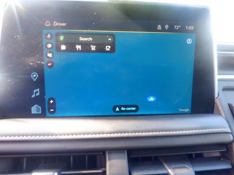 Chevrolet Suburban  2023