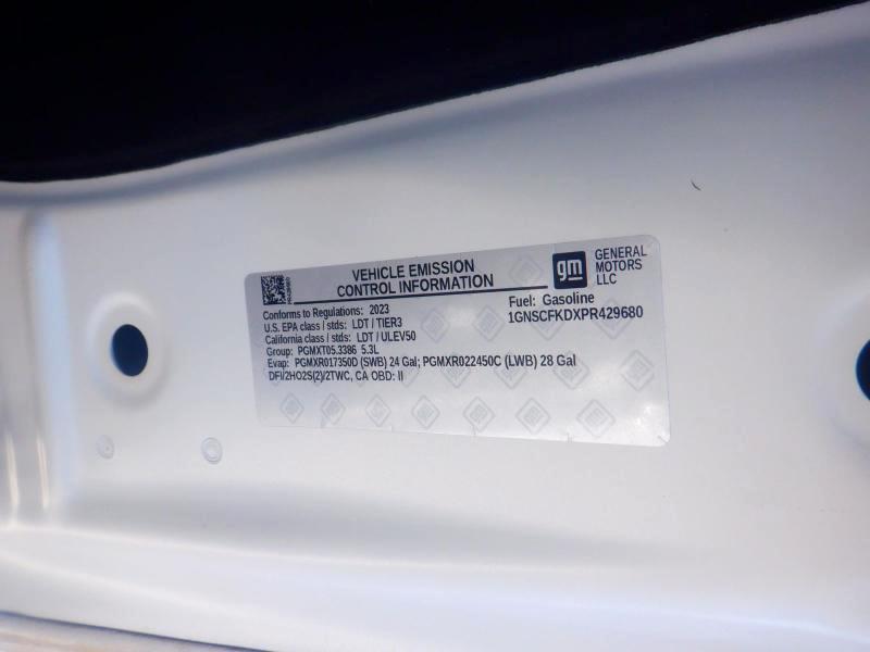 Chevrolet Suburban  2023