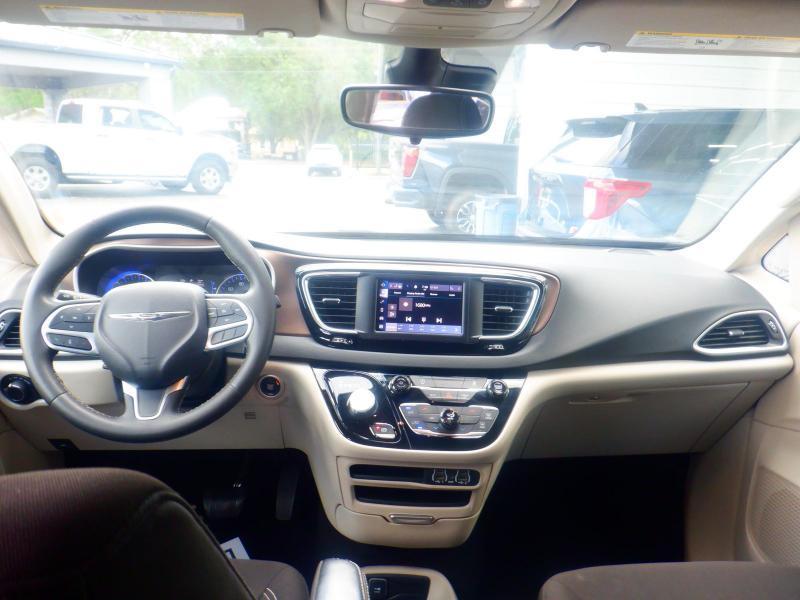 Chrysler Voyager LX 2023