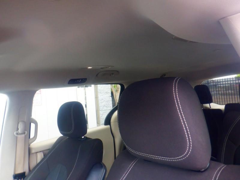 Chrysler Voyager LX 2023