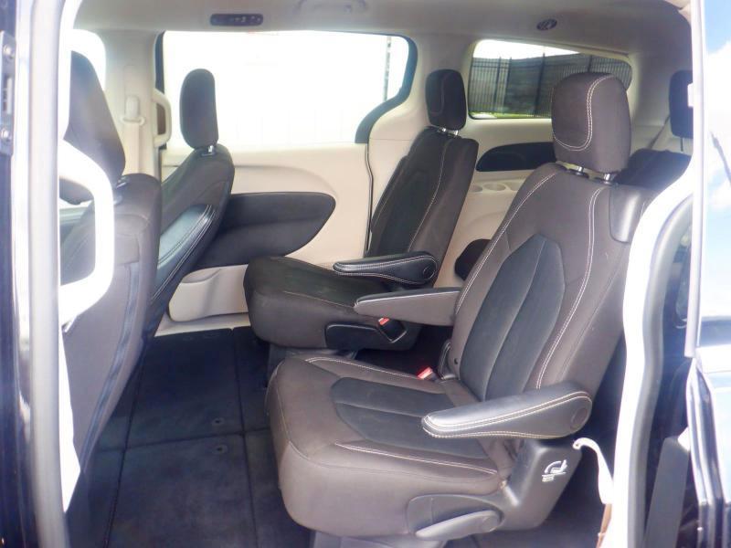 Chrysler Voyager LX 2023