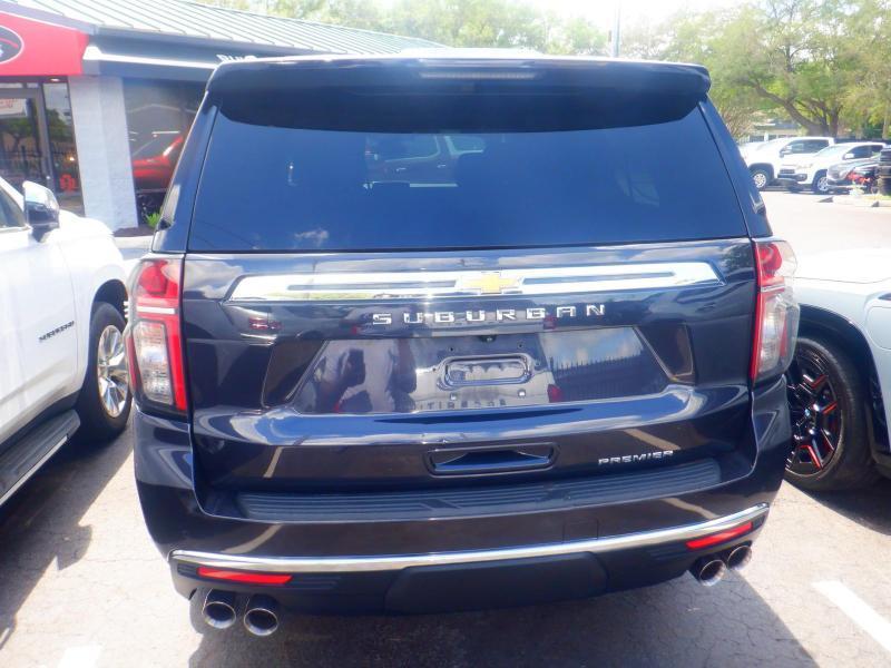 Chevrolet Suburban  2023