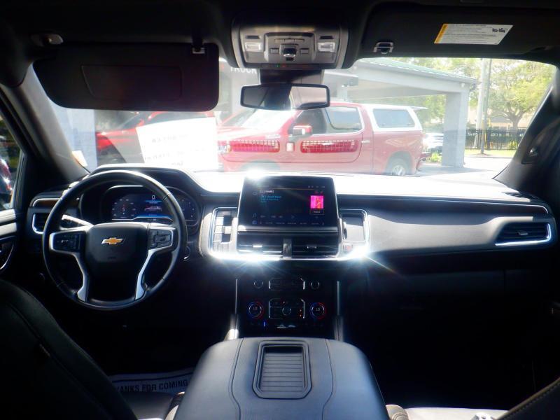 Chevrolet Suburban  2023