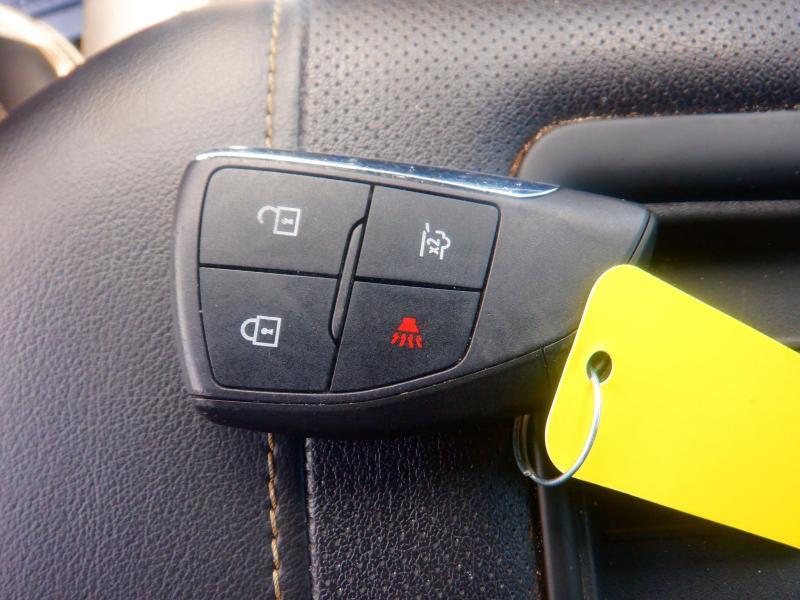 Chevrolet Suburban  2023