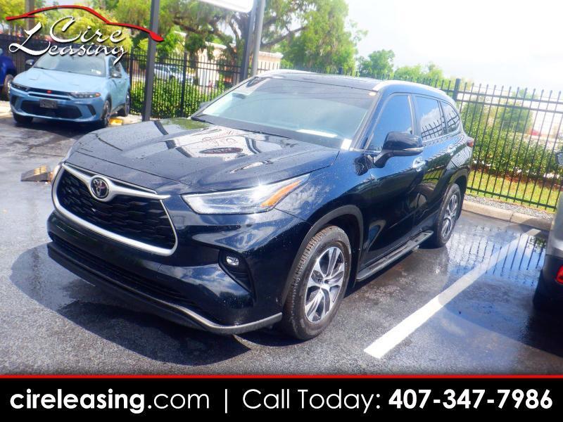 Toyota Highlander XLE 2023