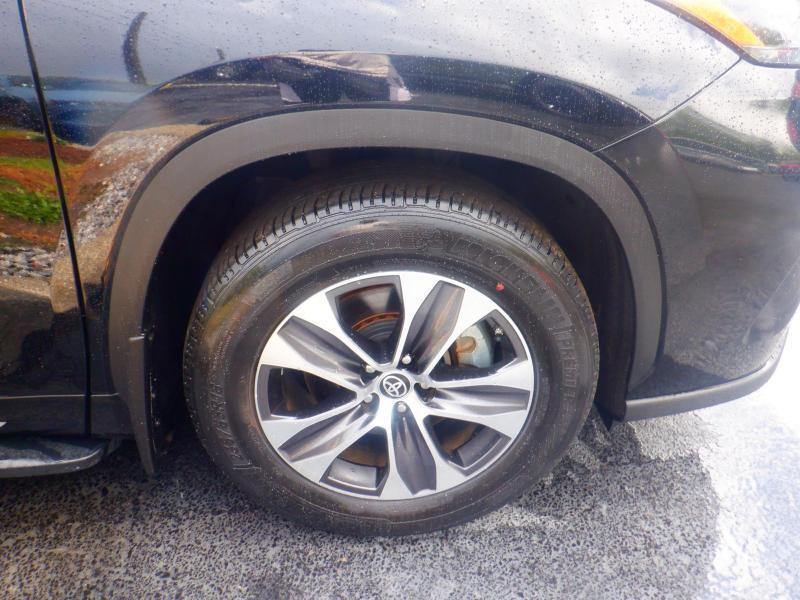 Toyota Highlander XLE 2023