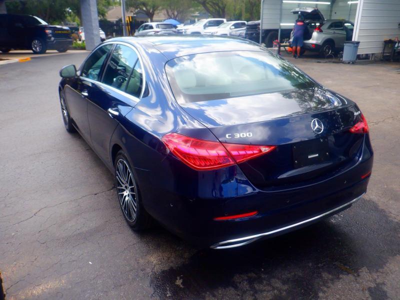 Mercedes-Benz C-Class C300 4MATIC Sedan 2022