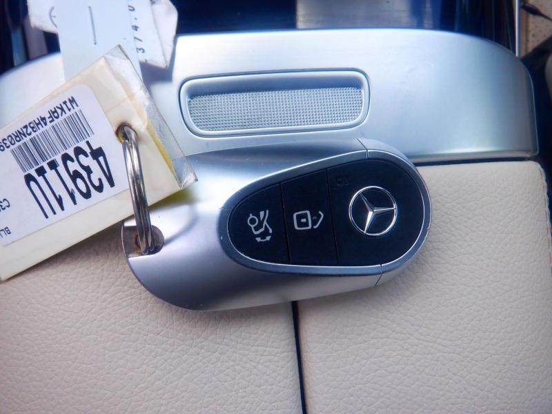 Mercedes-Benz C-Class C300 4MATIC Sedan 2022