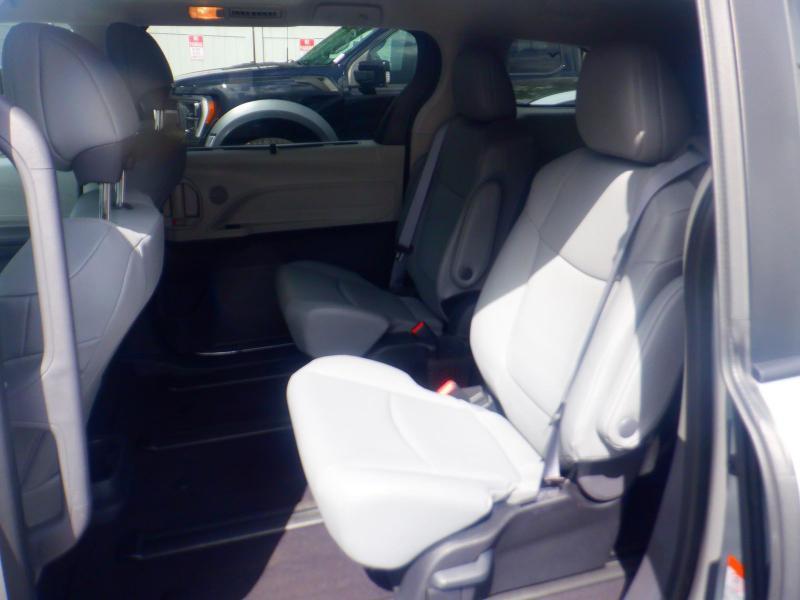 Toyota Sienna XLE 7-Passenger AWD 2023