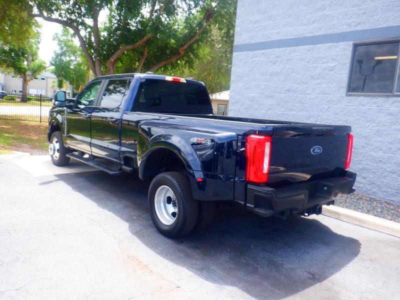 Ford F-350 SD  2023