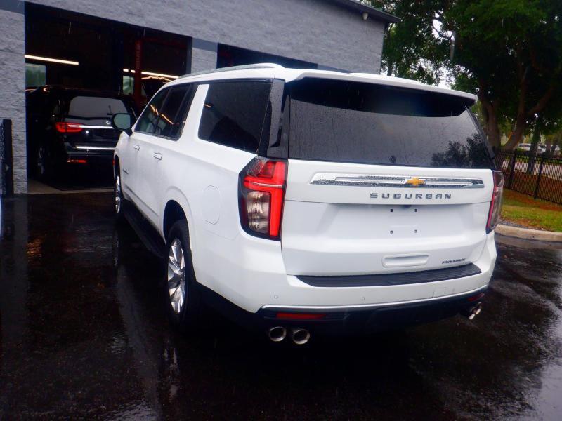 Chevrolet Suburban  2023