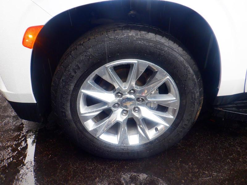 Chevrolet Suburban  2023