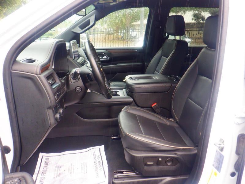 Chevrolet Suburban  2023