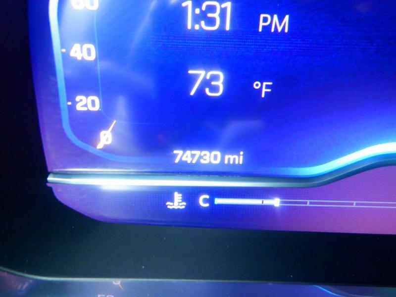 Chevrolet Suburban  2023