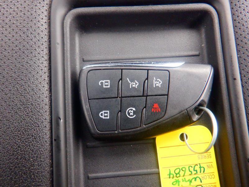 Chevrolet Suburban  2023