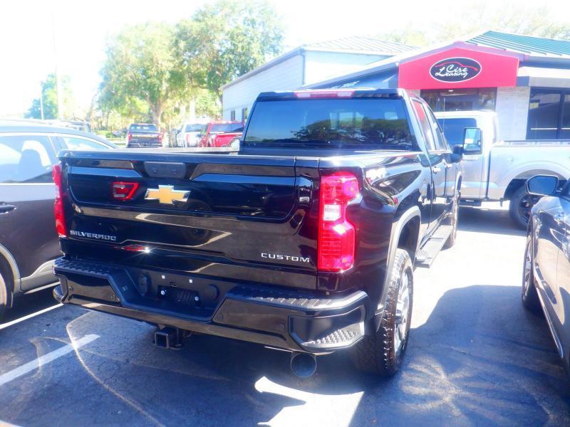 Chevrolet Silverado 2500HD  2025