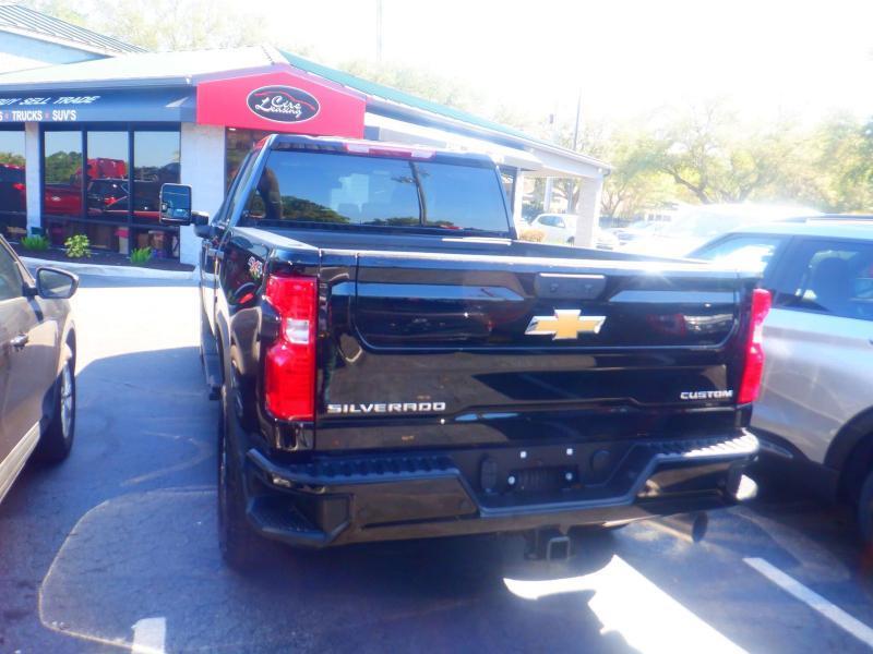 Chevrolet Silverado 2500HD  2025