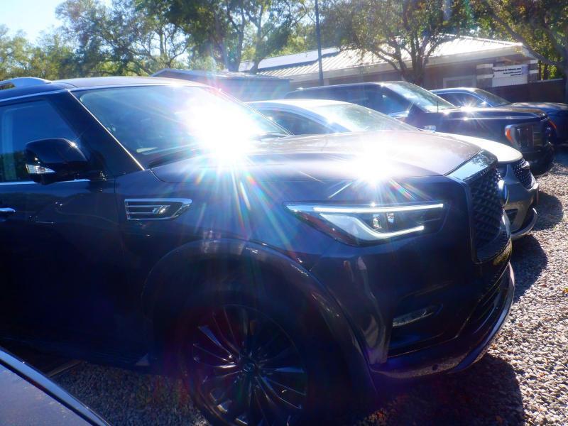 Infiniti QX80 PREMIUM SELECT 2023