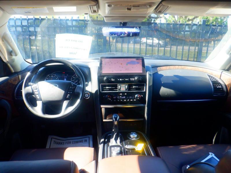 Infiniti QX80 PREMIUM SELECT 2023