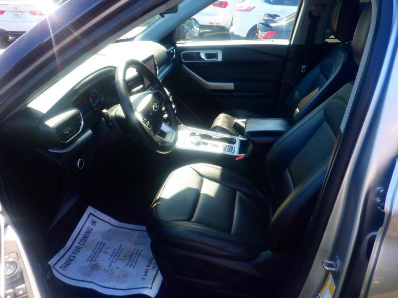 Ford Explorer XLT 2023