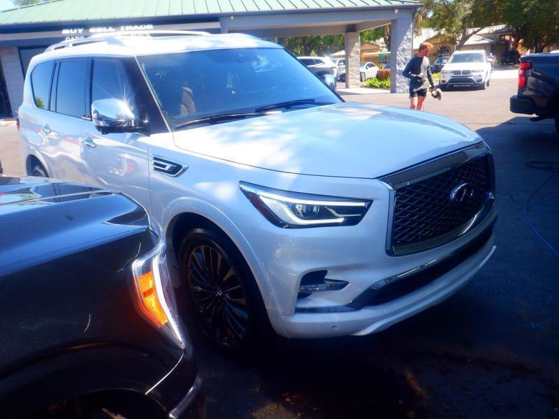 Infiniti QX80  2024