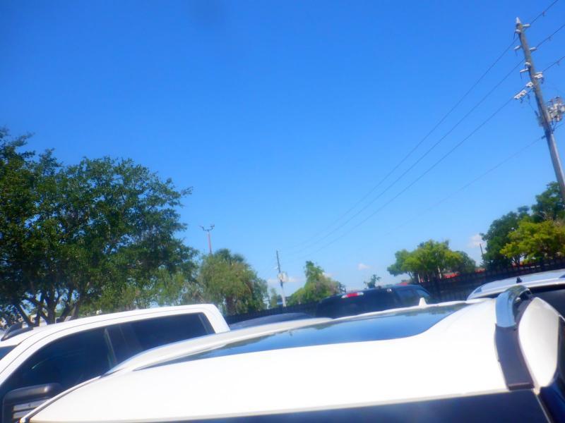 Ford Explorer Platinum 2022