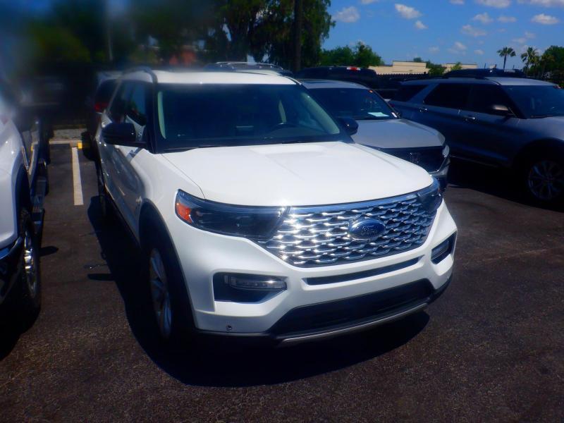 Ford Explorer Platinum 2022