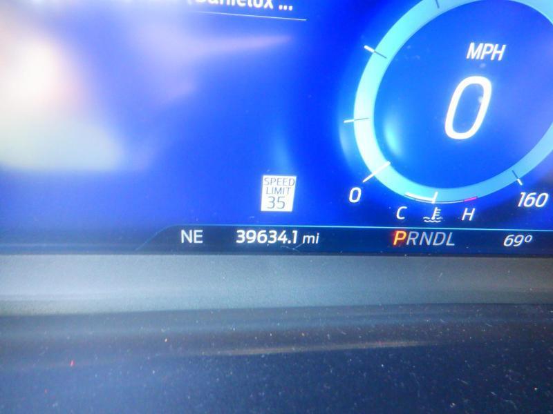 Ford Explorer Platinum 2022