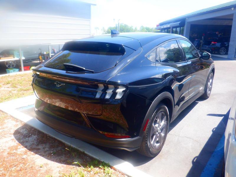 Ford Mustang Mach-E Select 2023