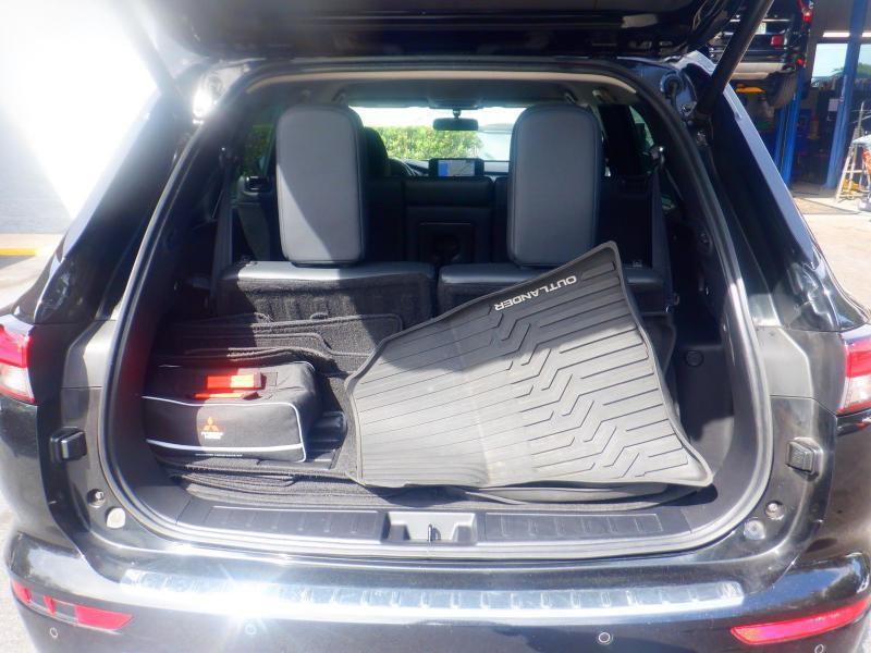 Mitsubishi Outlander  2022