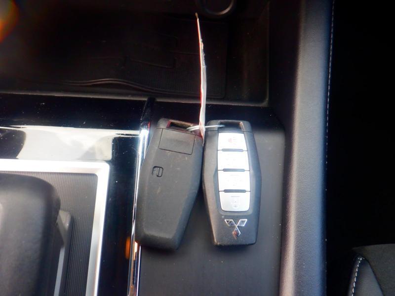 Mitsubishi Outlander  2022