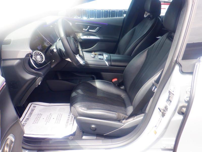 Mercedes-Benz EQE  2024