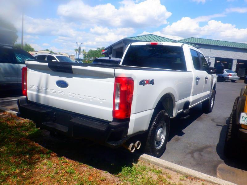 Ford F-250 SD  2024
