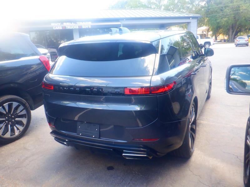 Land Rover Range Rover Sport  2025