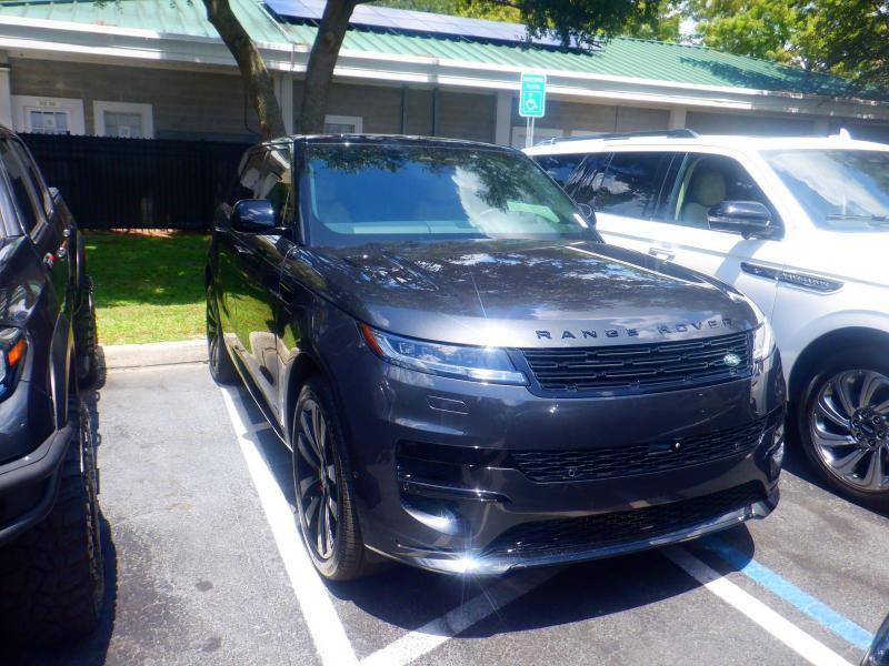 Land Rover Range Rover Sport  2025