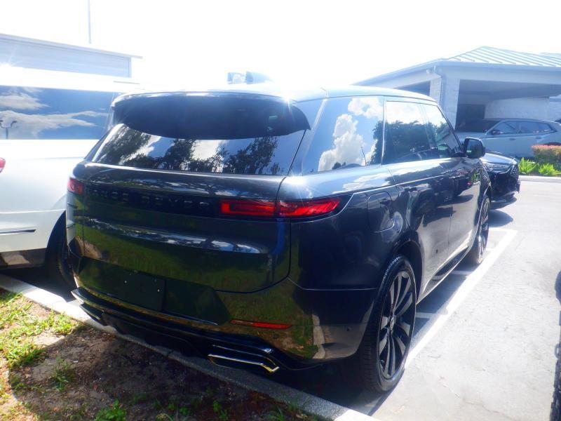 Land Rover Range Rover Sport  2025