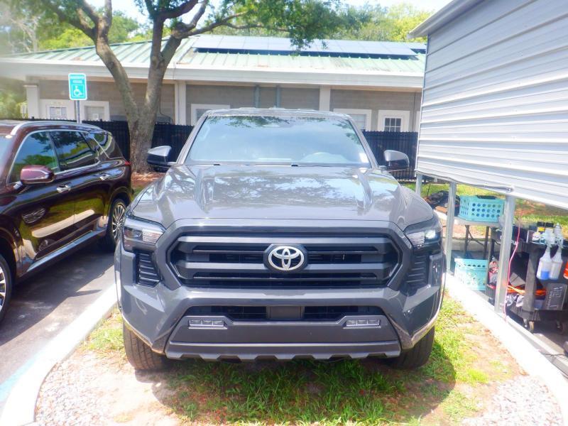 Toyota Tacoma  2024