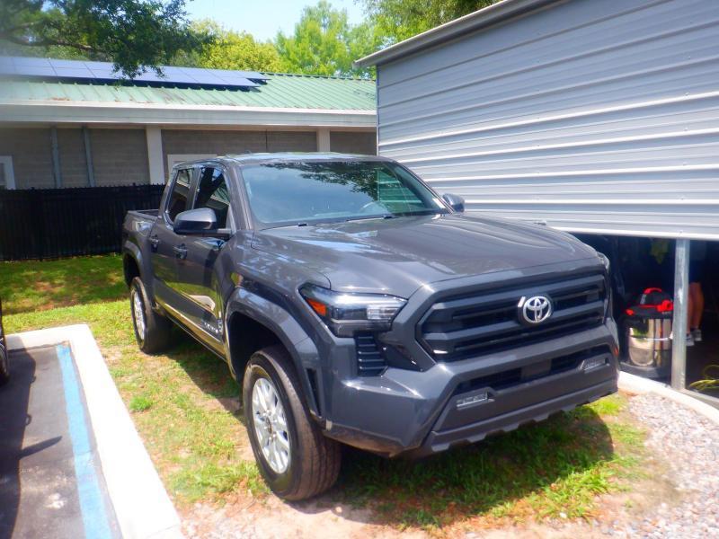 Toyota Tacoma  2024