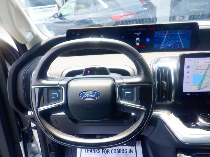 Ford Expedition  2025