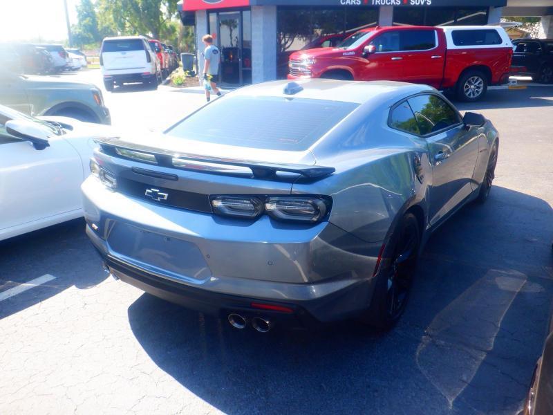 Chevrolet Camaro  2021