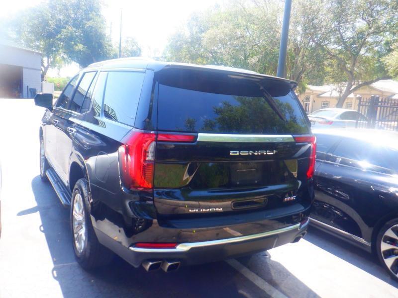 GMC Yukon  2025