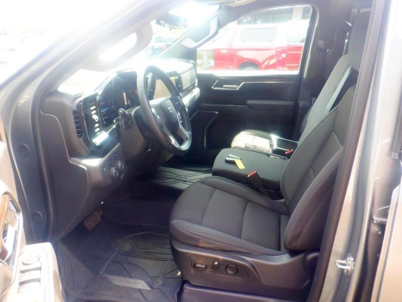 Chevrolet Silverado 1500  2024