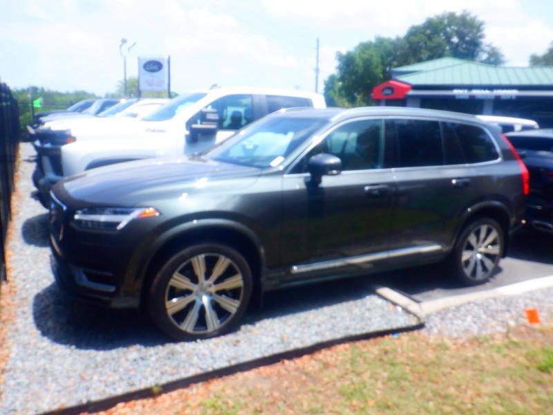 Volvo XC90  2021
